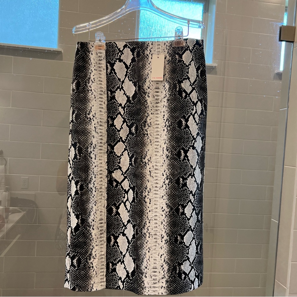 Faux leather snake print skirt